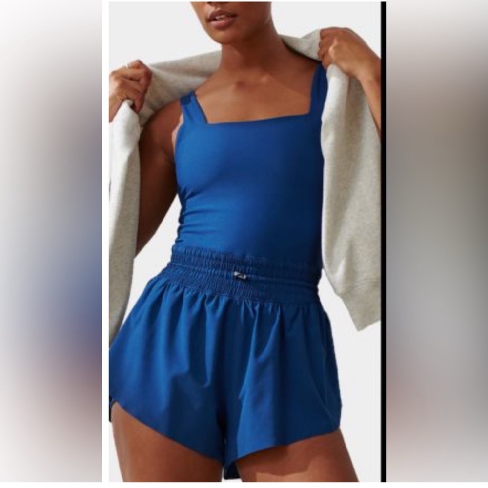 YPB sculptLUX by Abercrombie Hybrid Flyaway Onesie